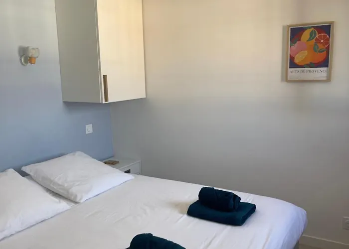 Vue Coeur - Casa Riviera Bellevue 아파트