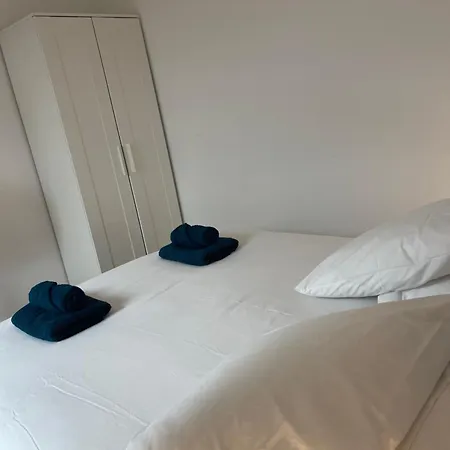 Vue Coeur - Casa Riviera Bellevue דירה